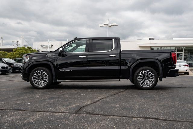 Used 2024 GMC Sierra 1500 Denali Ultimate image 3
