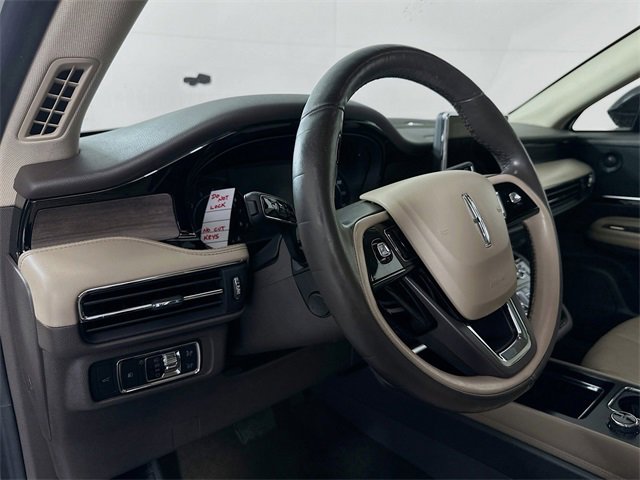 Used 2020 Lincoln Corsair Reserve w/ Equipment Group 201A image 9