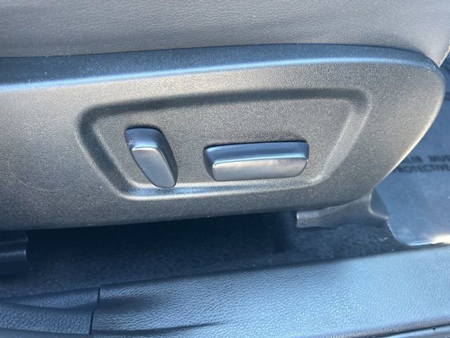 Used 2019 Toyota Highlander XLE image 11