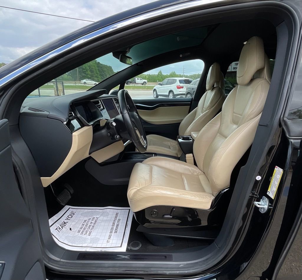 Used 2016 Tesla Model X 75D AWD/4WD image 18