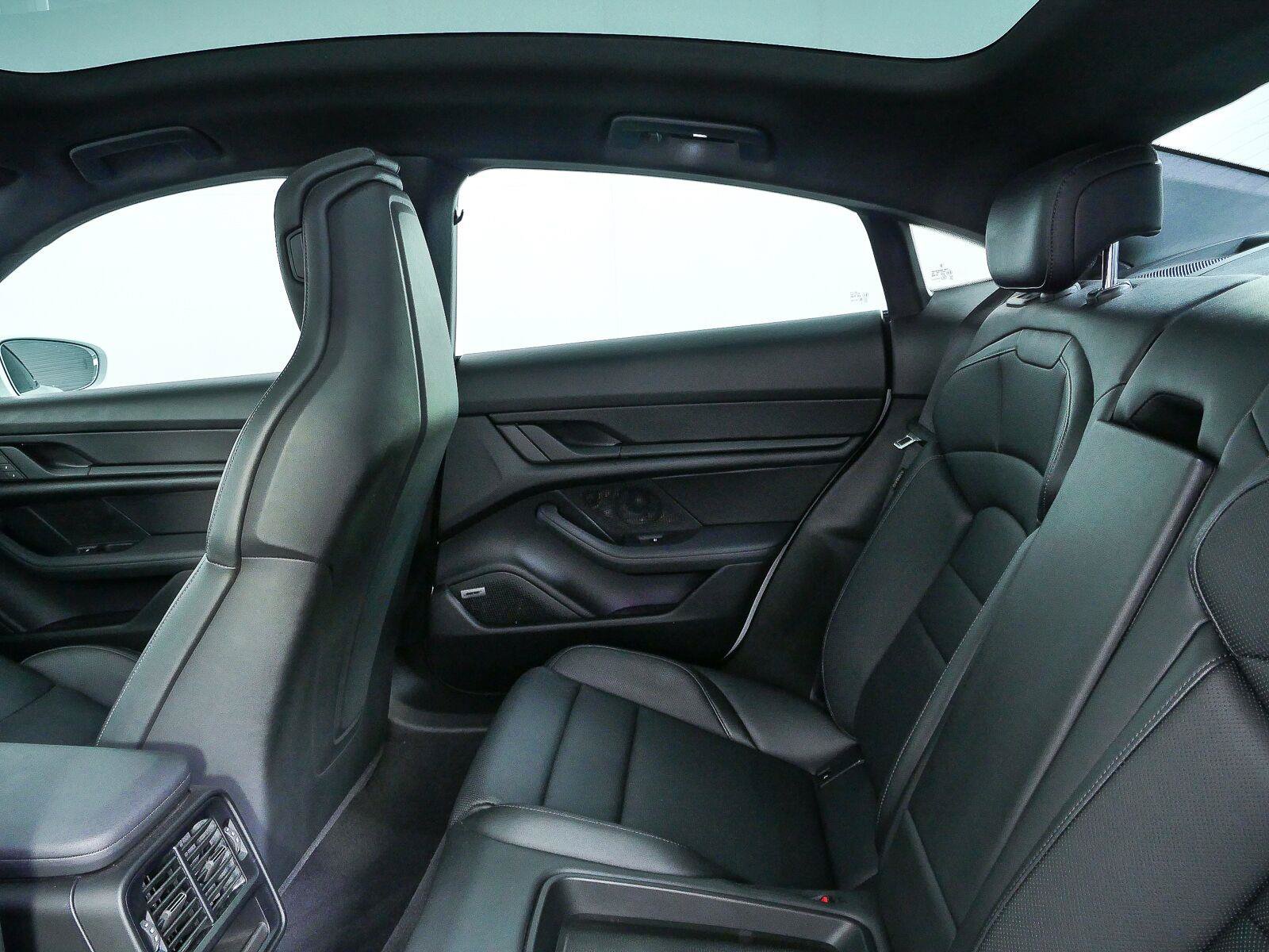 Certified 2024 Porsche Taycan RWD image 6
