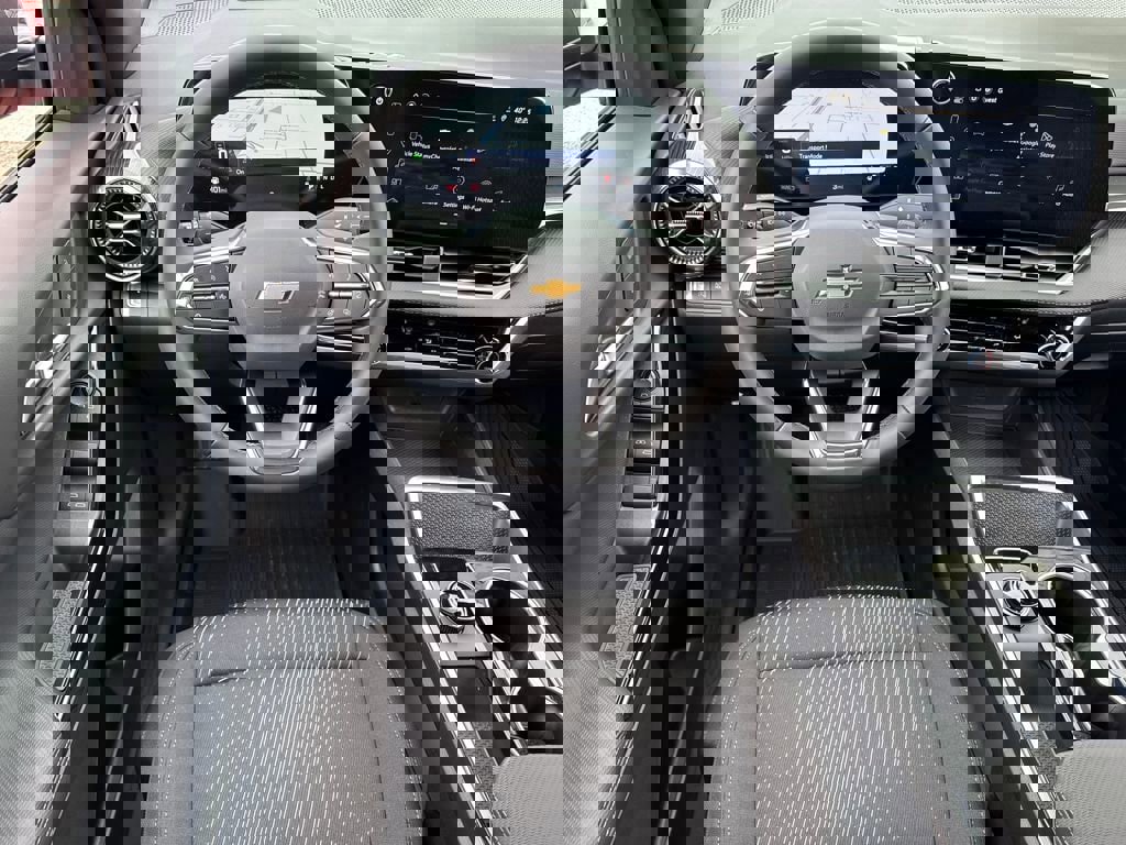 New 2026 Chevrolet Equinox LT w/ Safety and Technology Package image 15