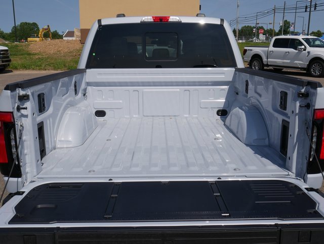 New 2025 Ford F150 Lightning Lariat image 12