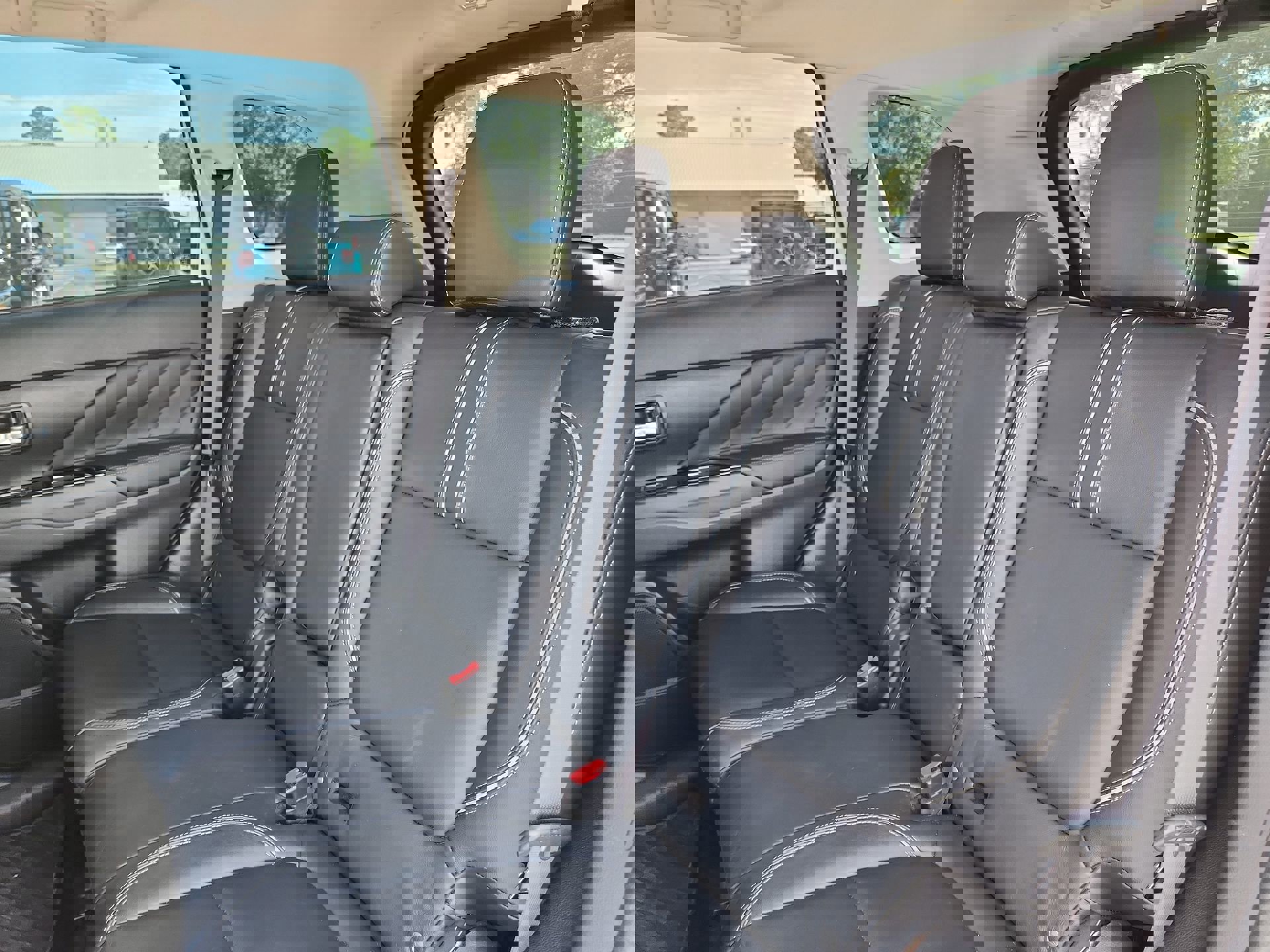 Used 2018 Mitsubishi Outlander GT image 17