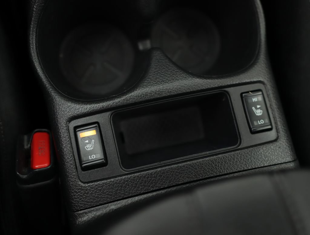 Used 2019 Nissan Rogue SL w/ Premium Package image 18