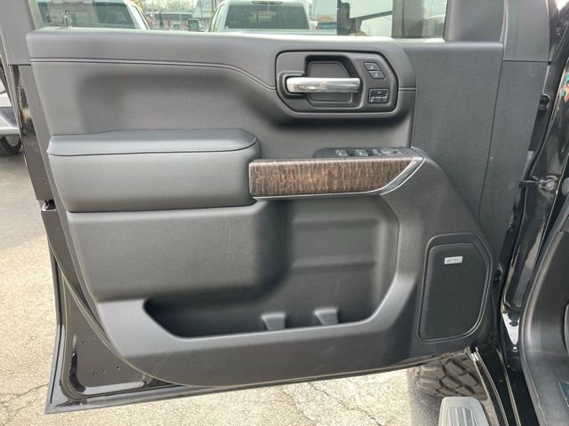 Used 2023 GMC Sierra 3500 Denali image 18