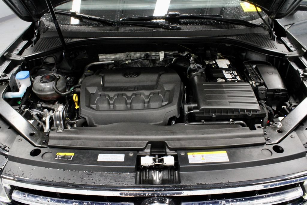 Used 2024 Volkswagen Tiguan SE FWD image 17