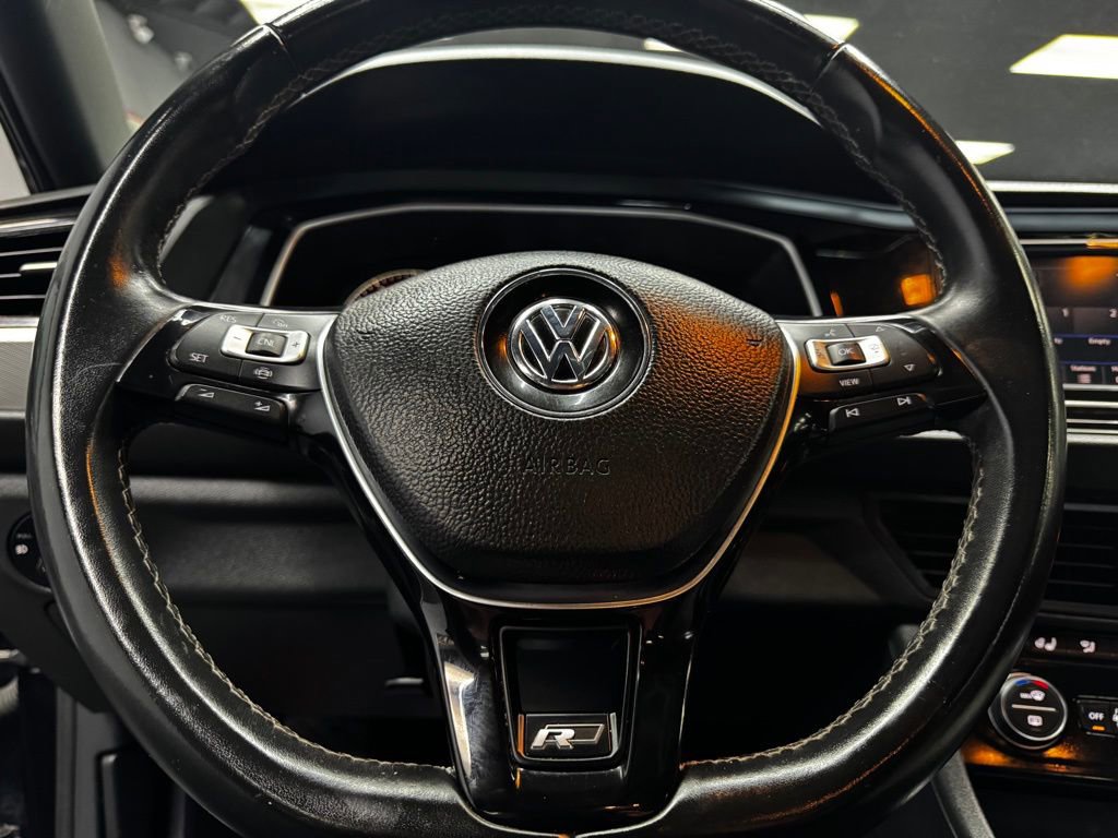 Used 2019 Volkswagen Jetta R-Line w/ R-Line Cold Weather Package FWD image 23