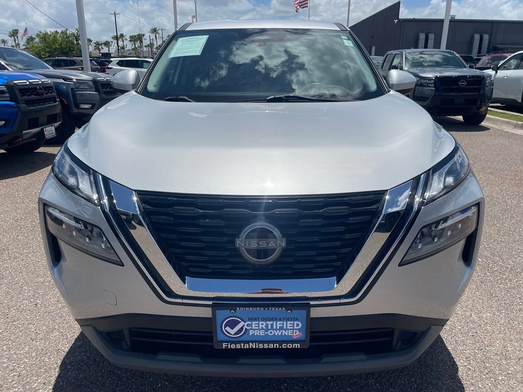 Certified 2023 Nissan Rogue SV FWD image 2