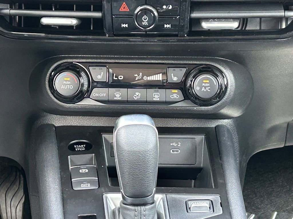 New 2026 Nissan Kicks SV w/ Charging Package image 12