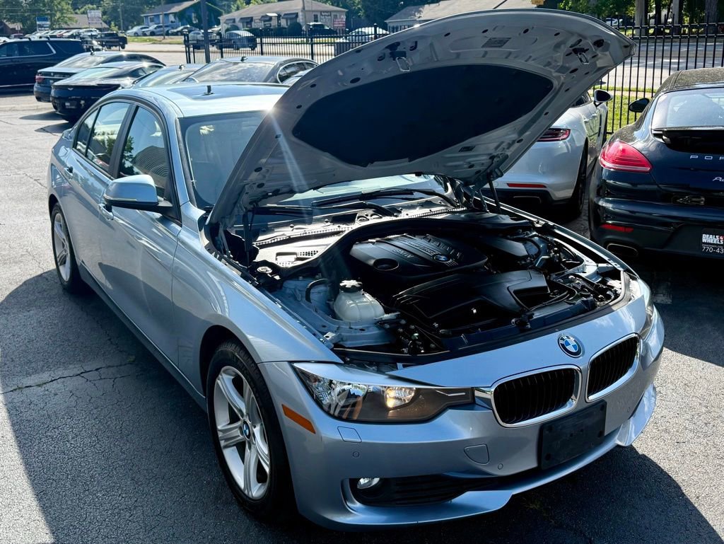 Used 2015 BMW 328d xDrive Sedan AWD/4WD image 4
