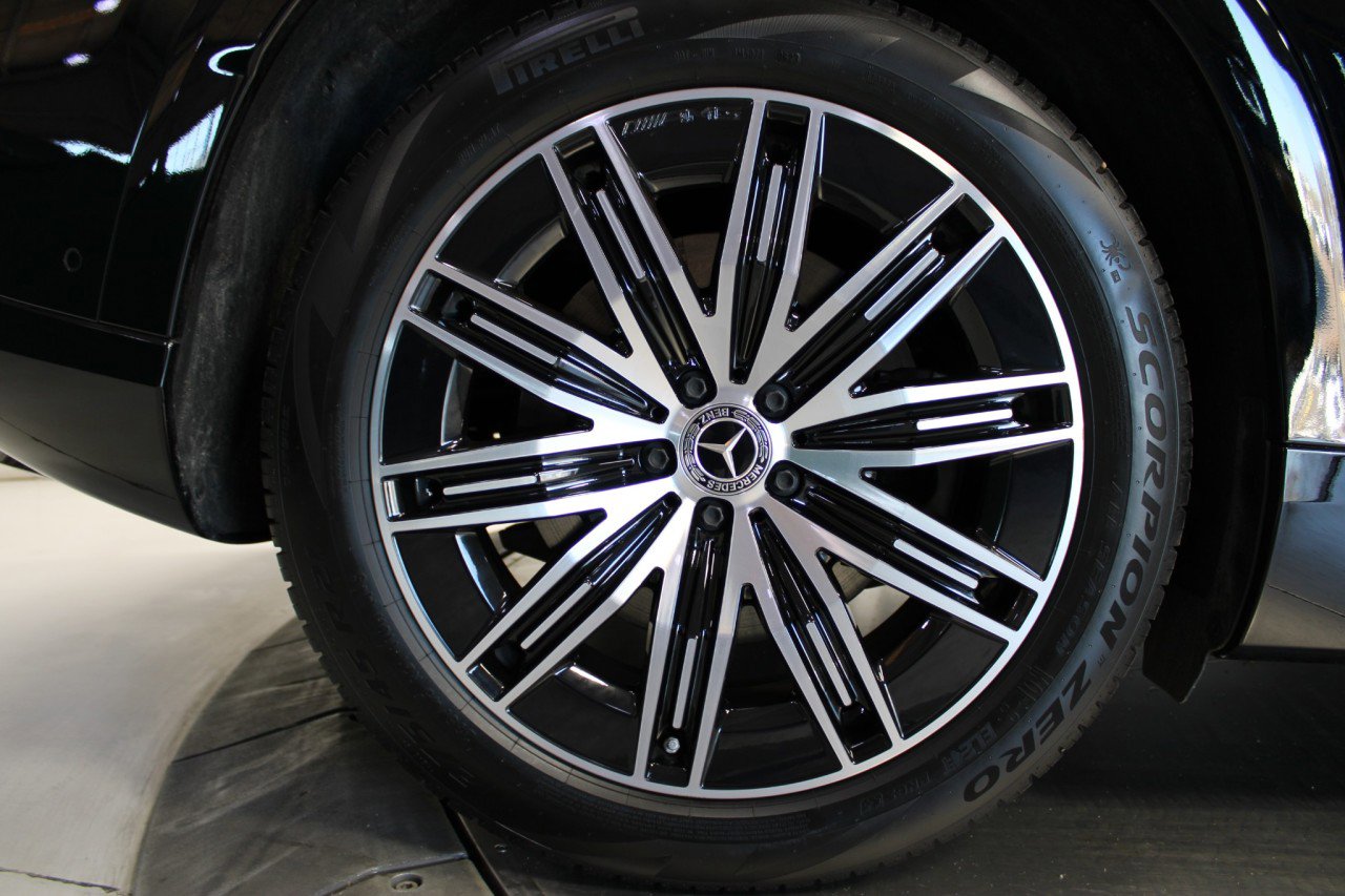 Used 2023 Mercedes-Benz EQS 450+ 4MATIC SUV image 34