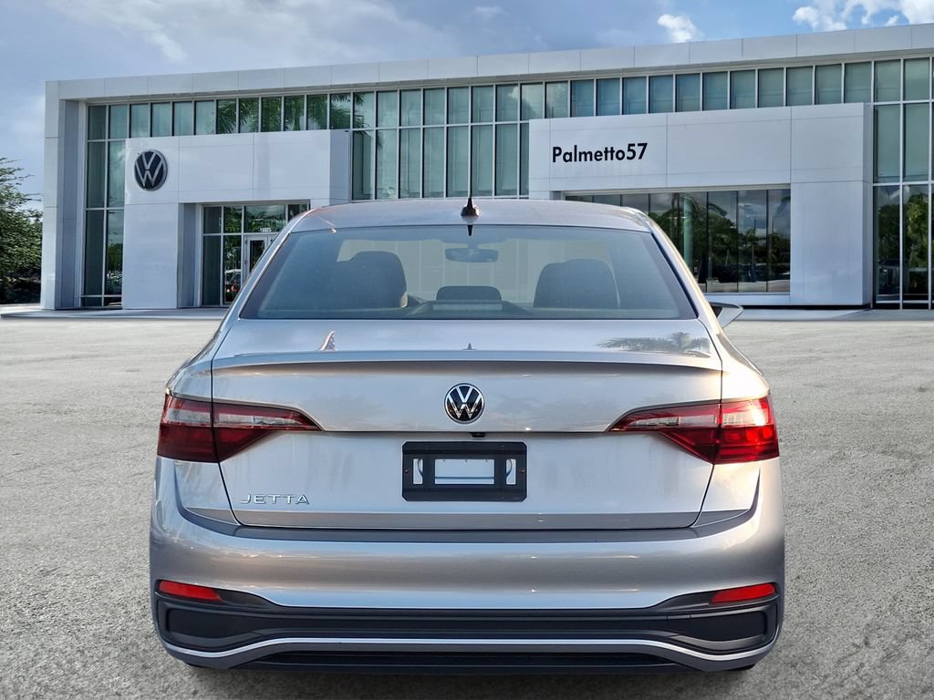 Certified 2023 Volkswagen Jetta Sport FWD image 5