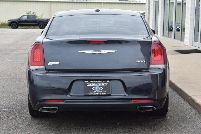 Used 2017 Chrysler 300 S RWD image 12