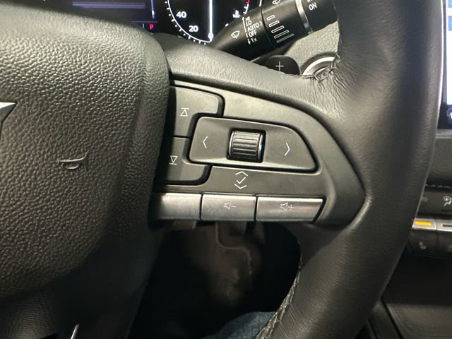 Used 2023 Cadillac XT4 Premium Luxury image 23