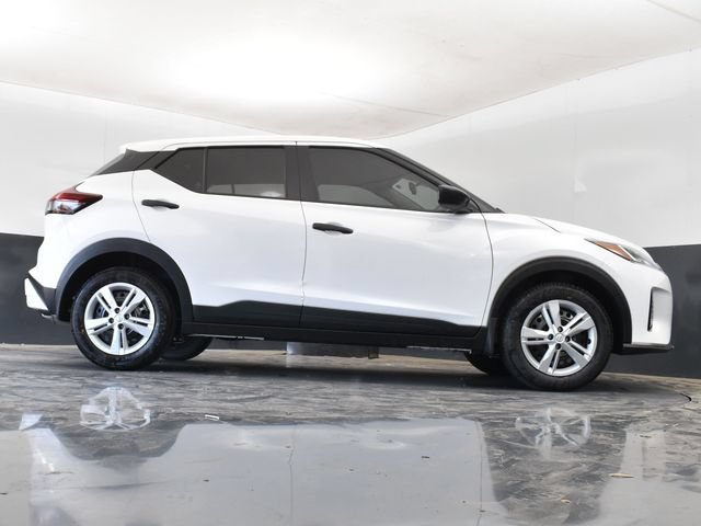 Used 2024 Nissan Kicks S FWD image 21