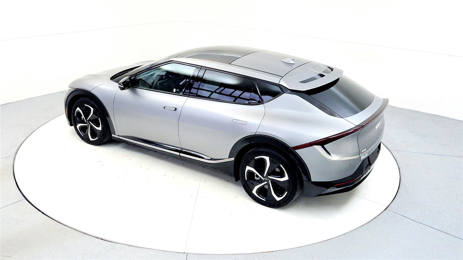 Used 2022 Kia EV6 GT-Line w/ First Edition Package image 16