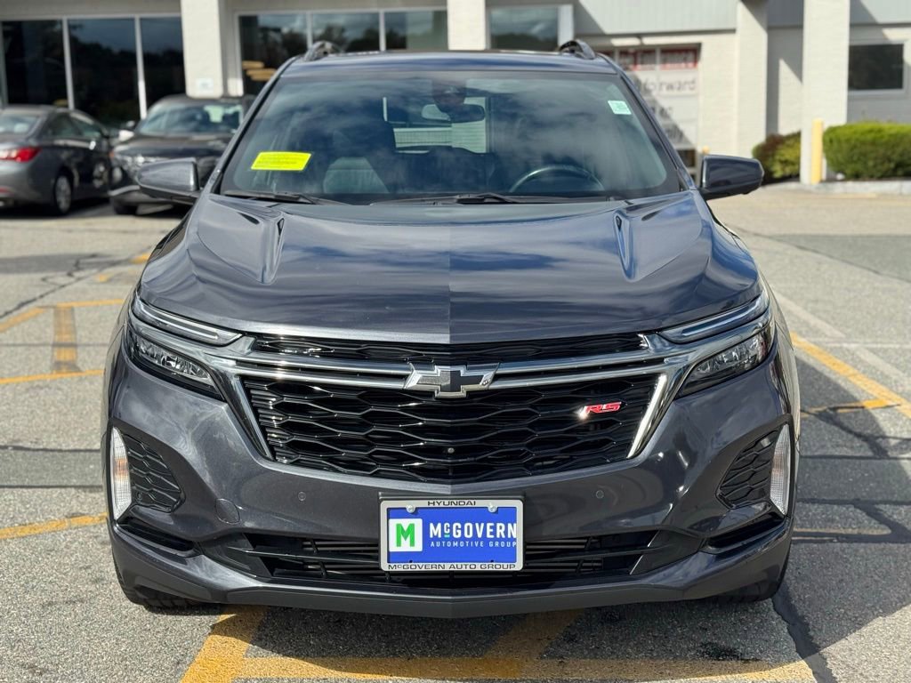 Used 2022 Chevrolet Equinox RS w/ RS Leather Package image 9