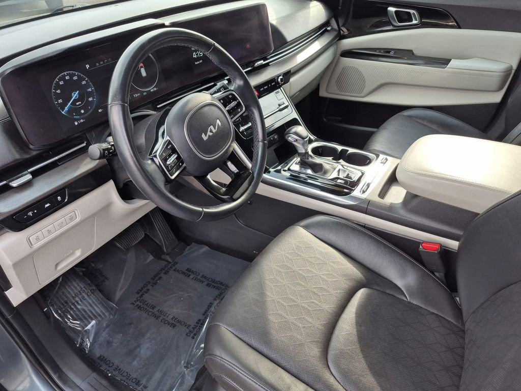 Certified 2023 Kia Carnival SX image 12
