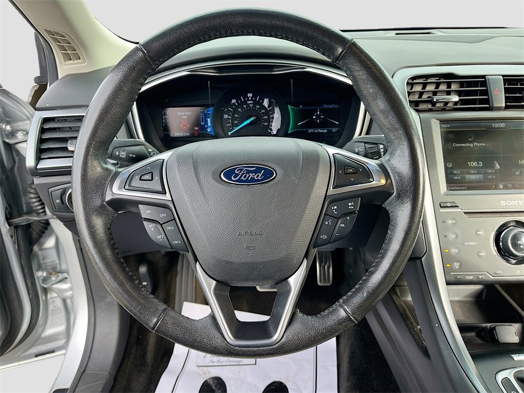 Used 2015 Ford Fusion Energi Titanium w/ Driver Assist Package image 11