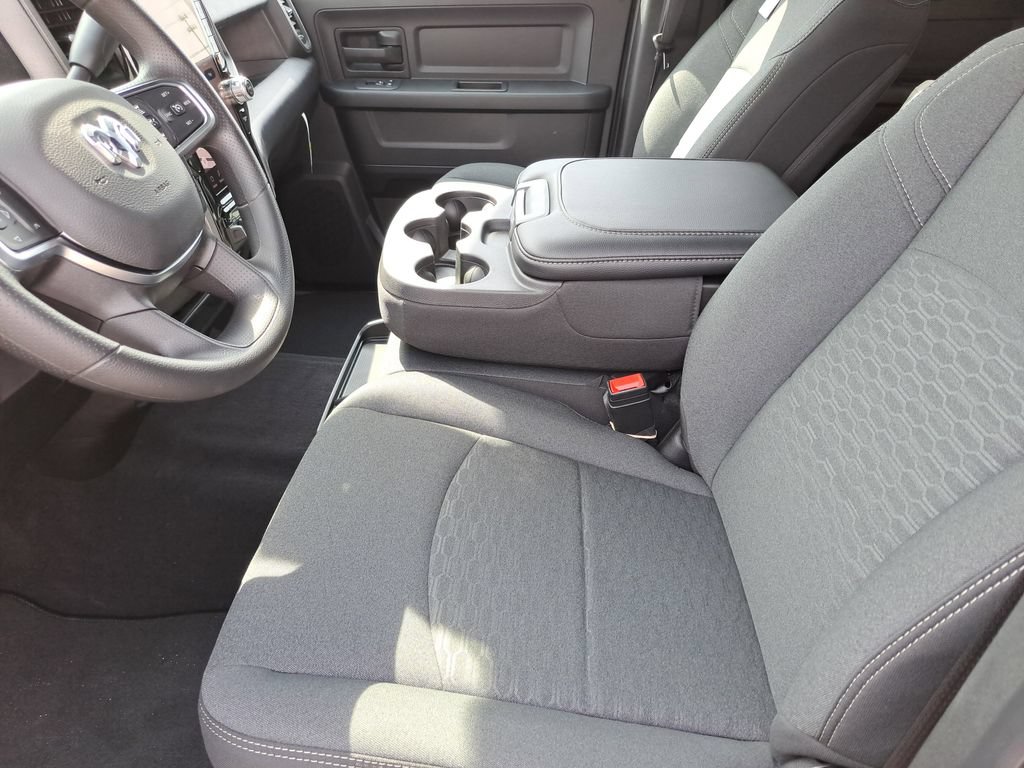 New 2026 RAM 3500 Tradesman AWD/4WD image 19