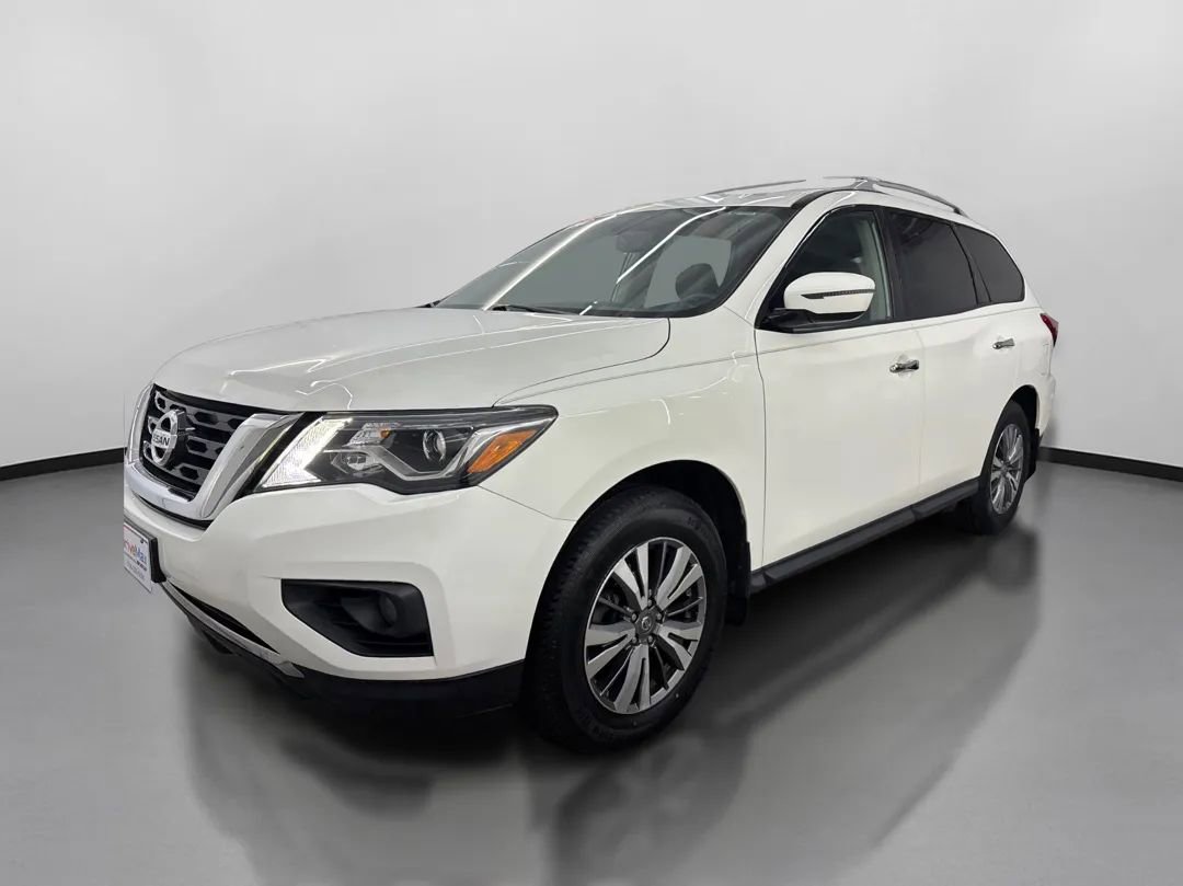 Used 2020 Nissan Pathfinder SV AWD/4WD image 4