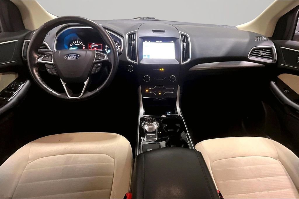 Used 2019 Ford Edge SEL AWD/4WD image 7