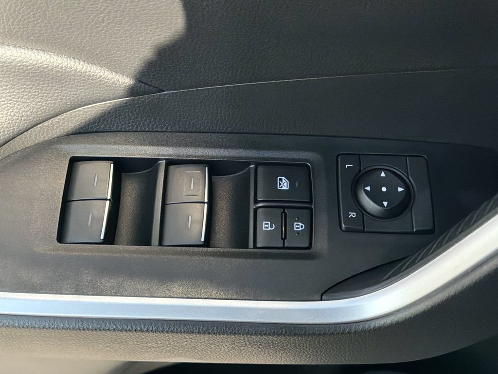 Used 2024 Toyota RAV4 XLE w/ Convenience Package FWD image 17
