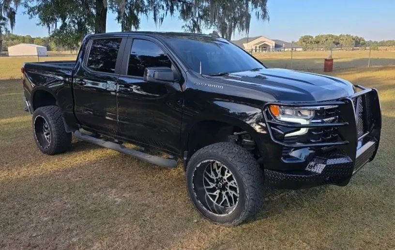 Used 2022 Chevrolet Silverado 1500 RST image 1