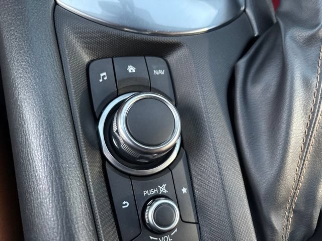 Used 2017 FIAT 124 Spider Lusso RWD image 18