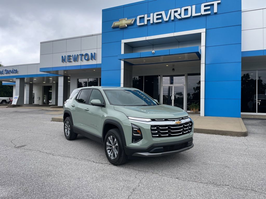 New 2026 Chevrolet Equinox LT w/ Safety and Technology Package image 2