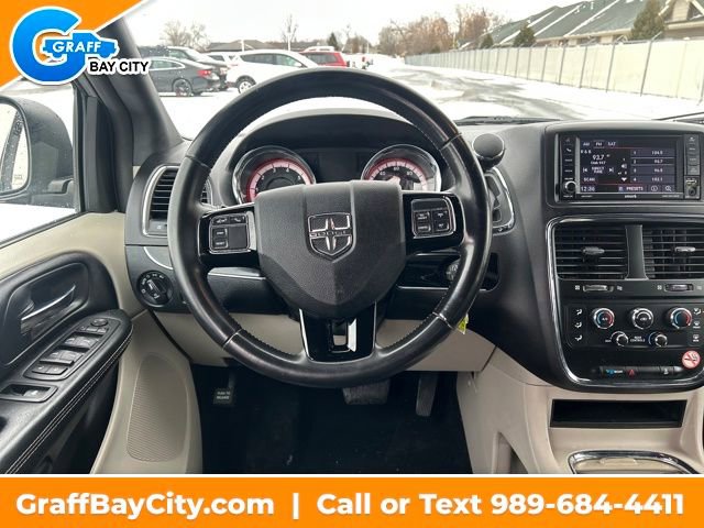 Used 2019 Dodge Grand Caravan SXT image 13