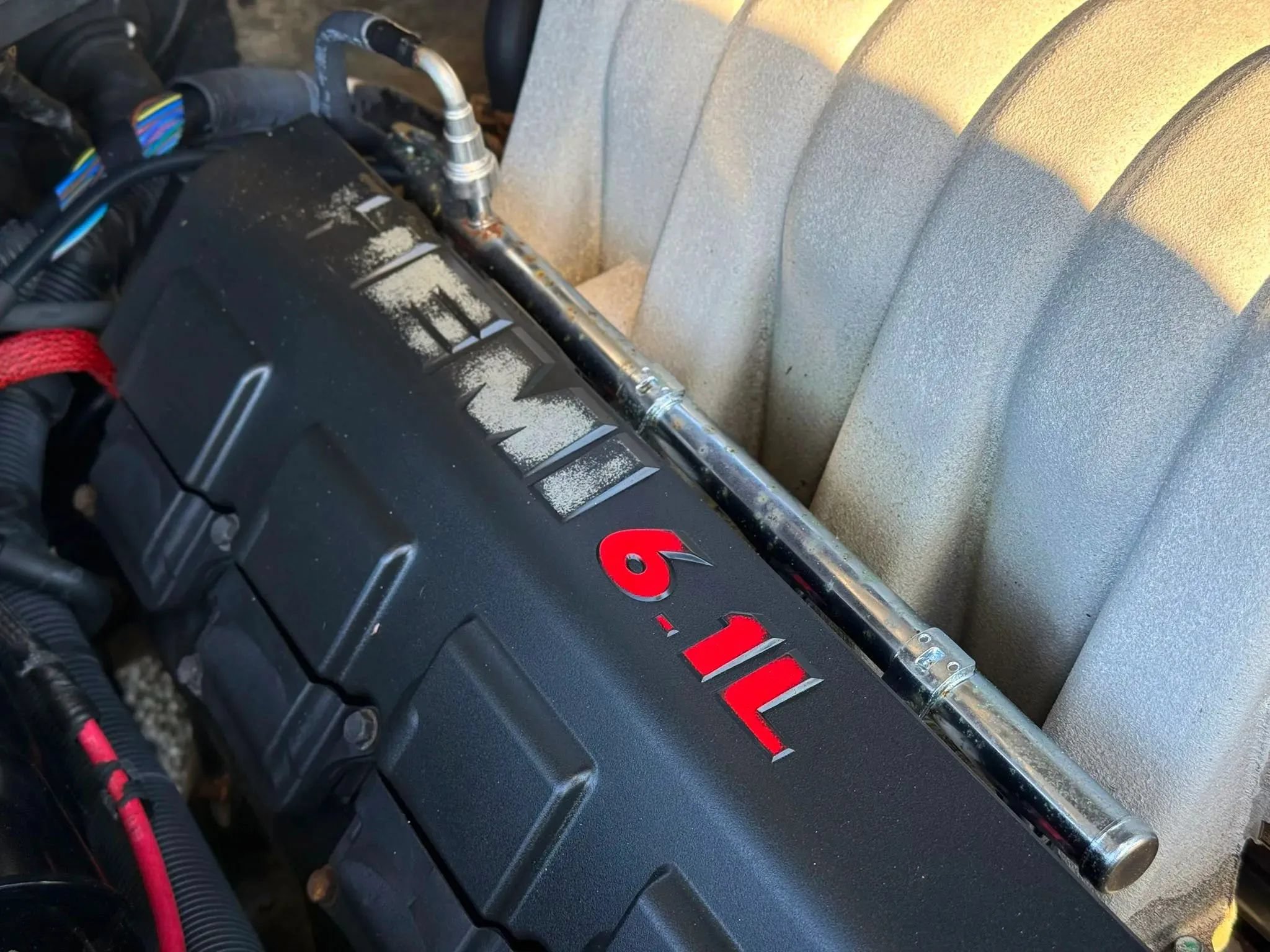 Used 2010 Dodge Challenger SRT8 w/ SRT Option Group II RWD image 13