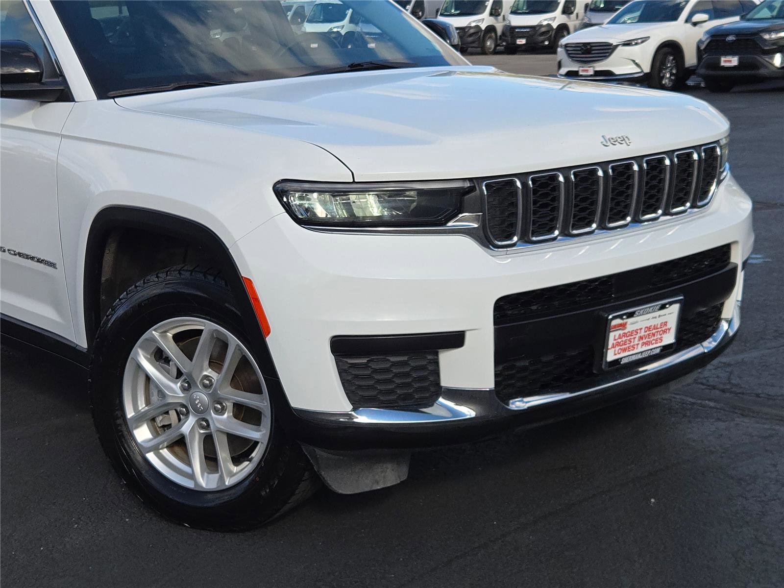 Certified 2023 Jeep Grand Cherokee L Laredo image 2