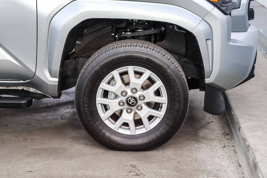 Used 2024 Toyota Tacoma SR5 RWD image 11