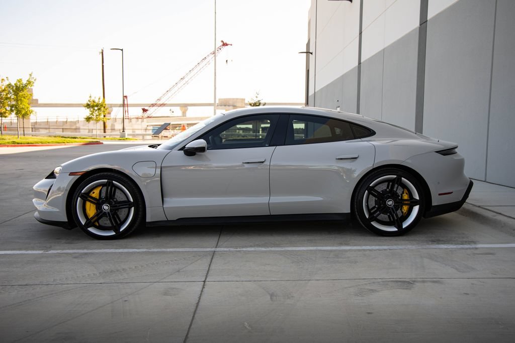 Used 2022 Porsche Taycan 4S AWD/4WD image 8