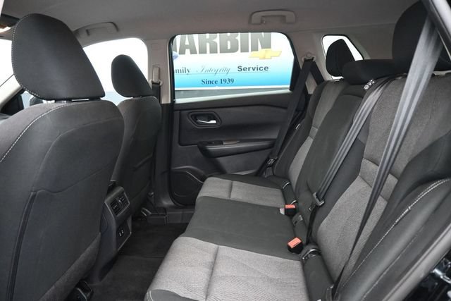 Used 2025 Nissan Rogue SV FWD image 10