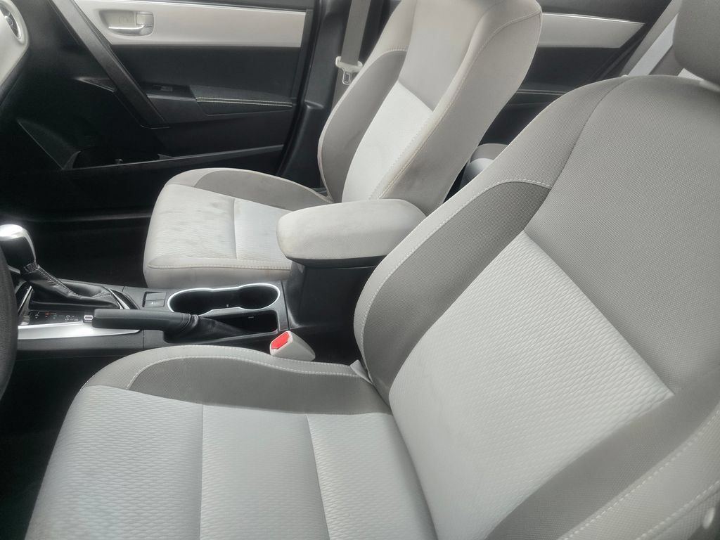 Used 2019 Toyota Corolla LE FWD image 21