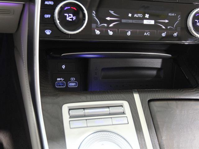 Certified 2021 Genesis GV80 2.5T w/ Prestige Package 04 image 19