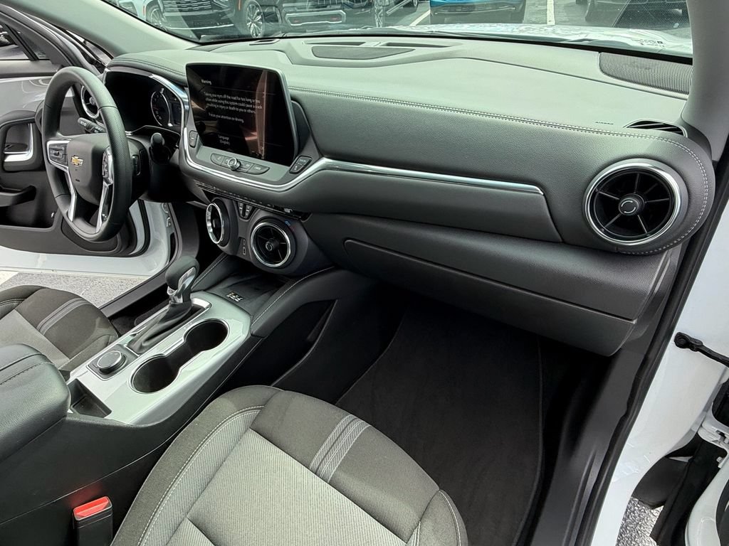 Certified 2023 Chevrolet Blazer LT w/ Convenience Package FWD image 19