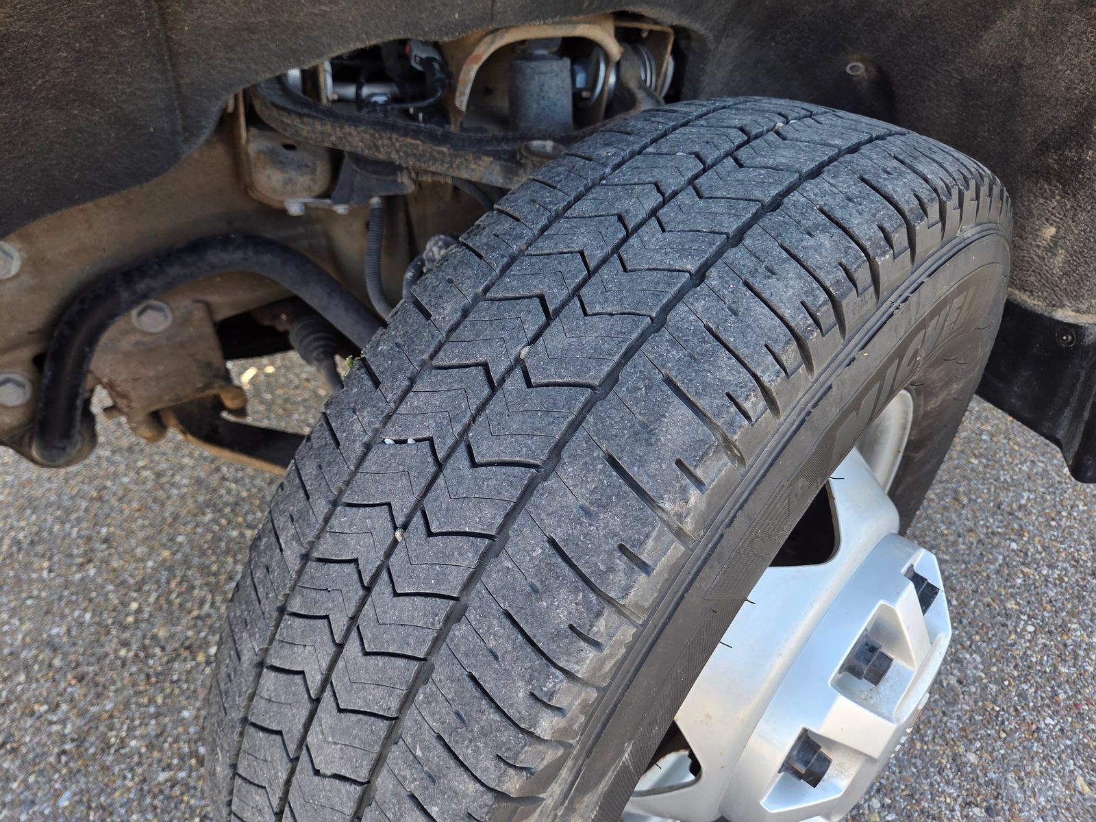 Used 2024 GMC Sierra 3500 Pro AWD/4WD image 12