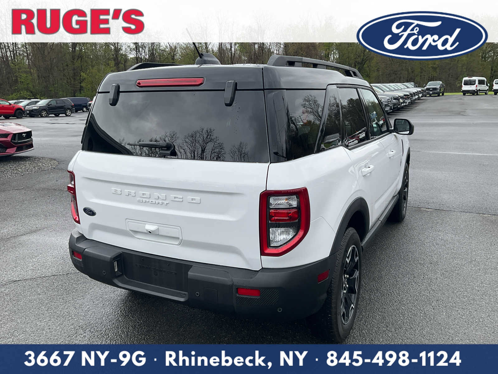 Used 2025 Ford Bronco Sport Outer Banks AWD/4WD image 3