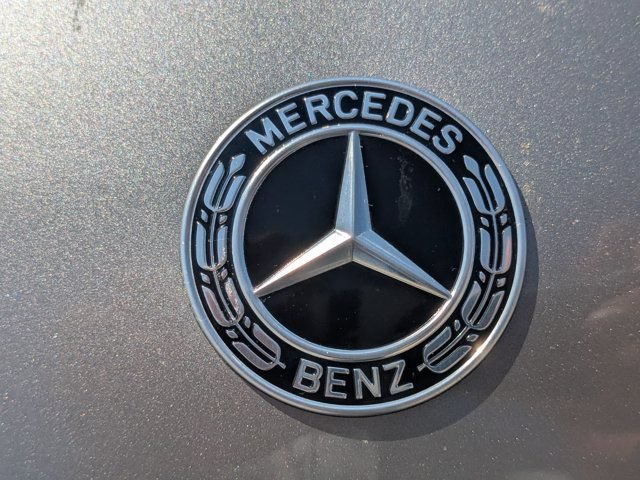 Used 2022 Mercedes-Benz GLS 450 4MATIC image 13