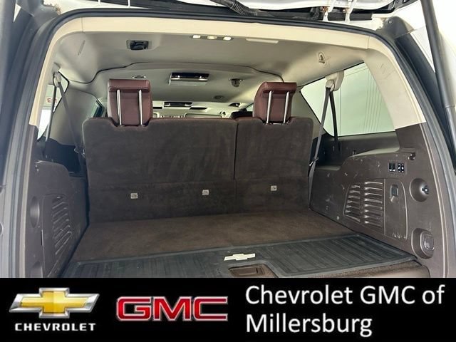 Used 2017 Chevrolet Suburban Premier AWD/4WD image 10