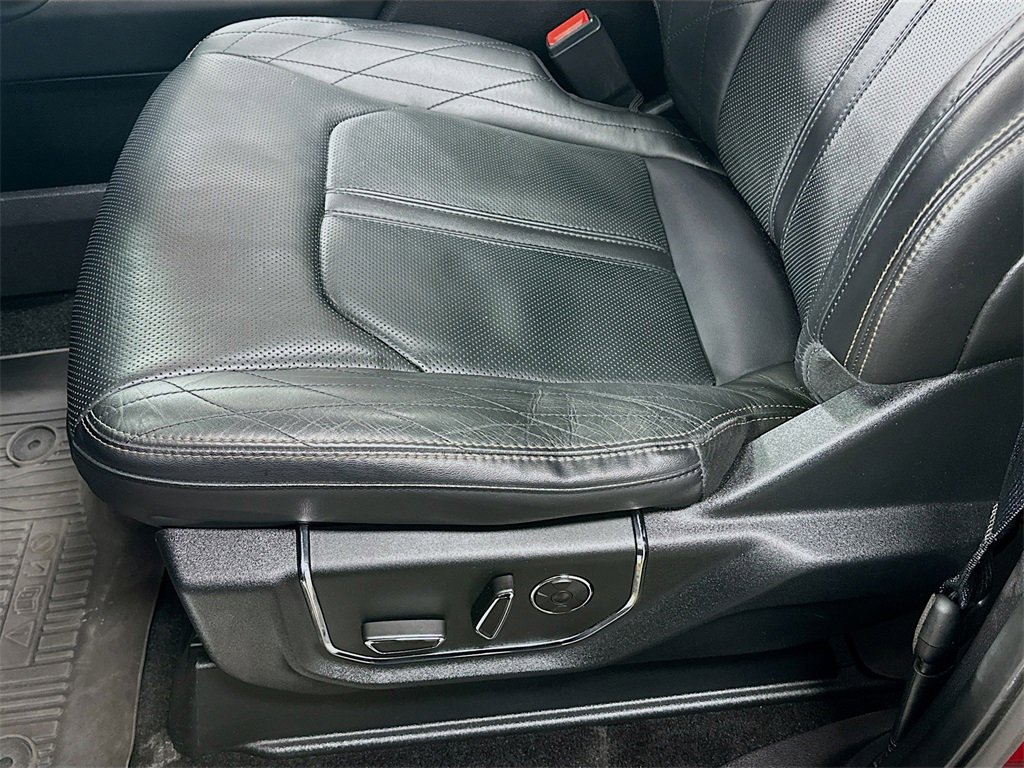 Used 2019 Ford Expedition Platinum image 21