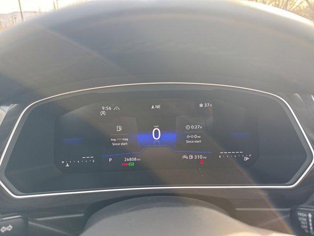 Used 2024 Volkswagen Tiguan SE image 27