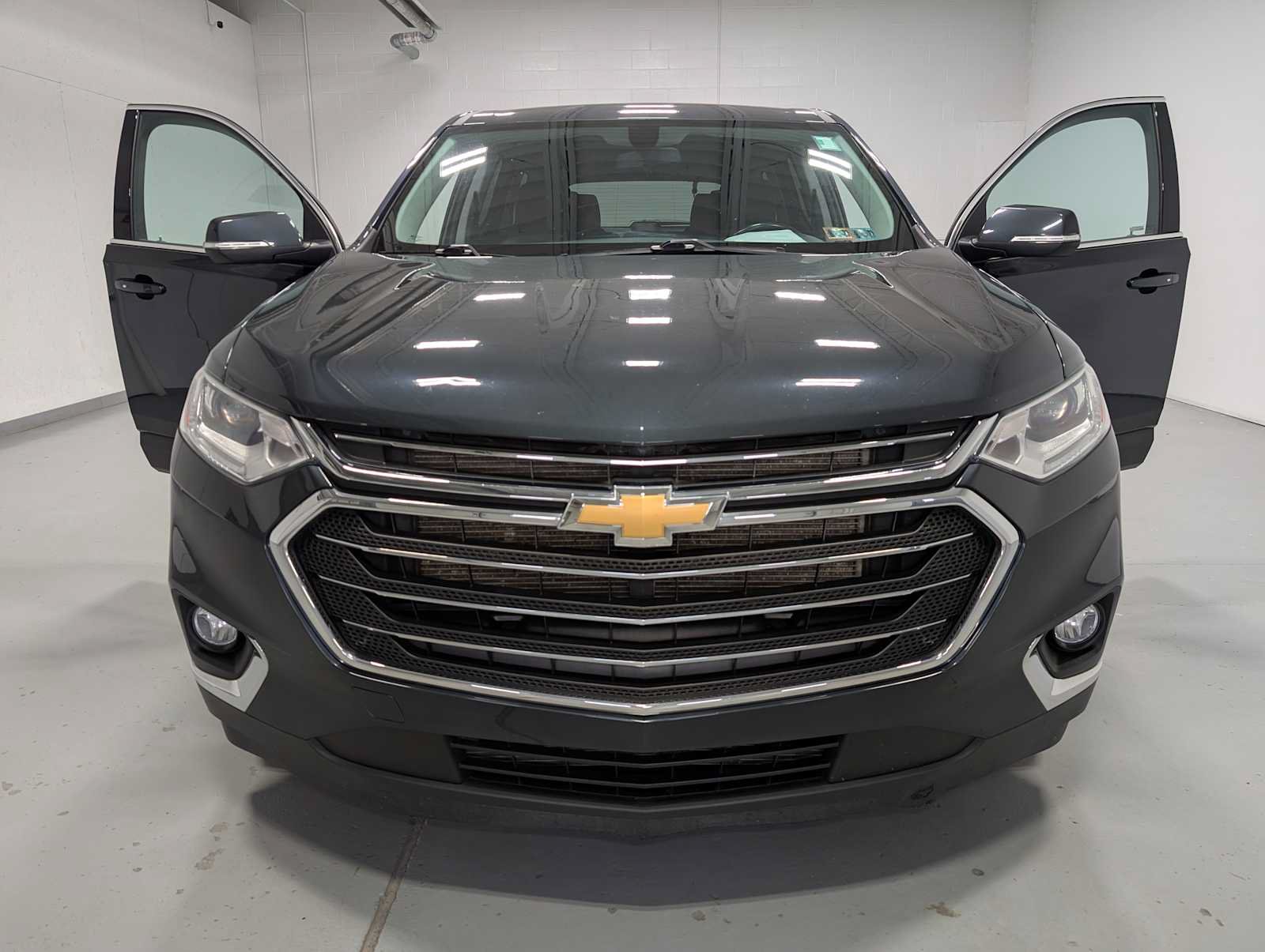 Used 2021 Chevrolet Traverse LT AWD/4WD image 15