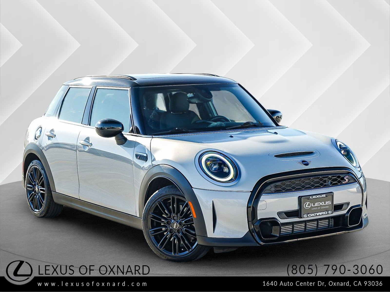 Used 2023 MINI Cooper S image 1