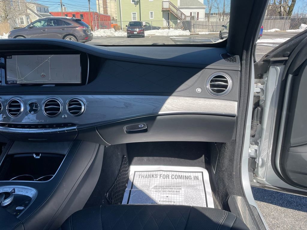 Used 2016 Mercedes-Benz S 550 4MATIC Sedan image 32