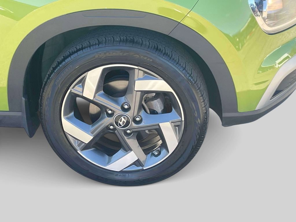 Used 2023 Hyundai Venue SEL image 9